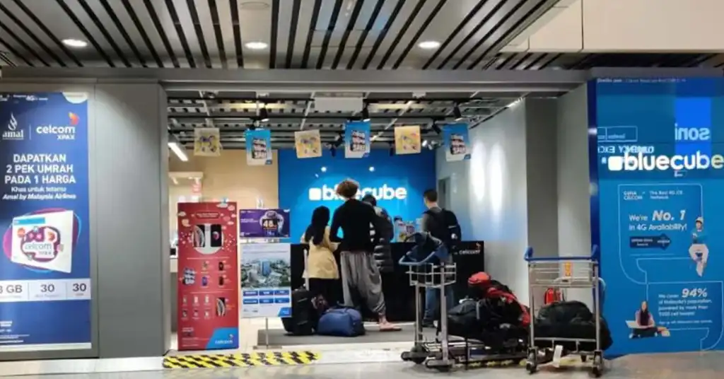 Waktu Operasi Celcom Blue Cube Waktu Operasi Celcom Blue Cube
