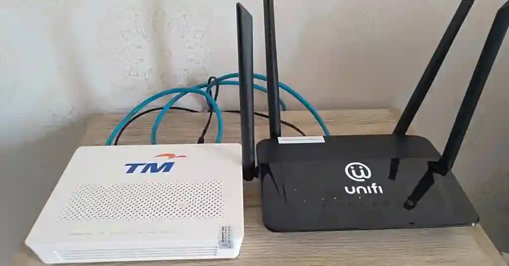Fungsi Utama Modem dalam Jaringan Internet Fungsi Utama Modem dalam Jaringan Internet