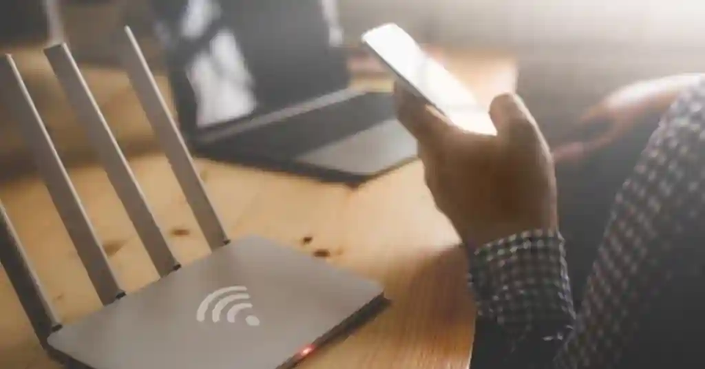 Peranti yang Mencuri Signal WiFi Peranti yang Mencuri Signal WiFi